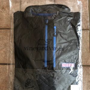 Vineyard Vines shep shirt.  Gray and black with blue zippers.